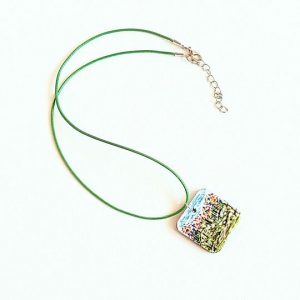 The apple orchard necklace